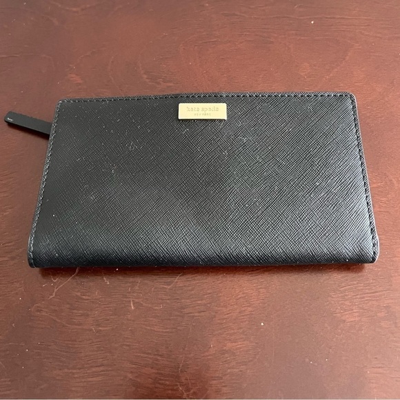 Kate Spade New York Large Slim Bifold Wallet - Picture 1 of 5
